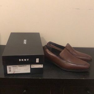DKNY Men’s Luis Chocolate Calf Leather Loafer